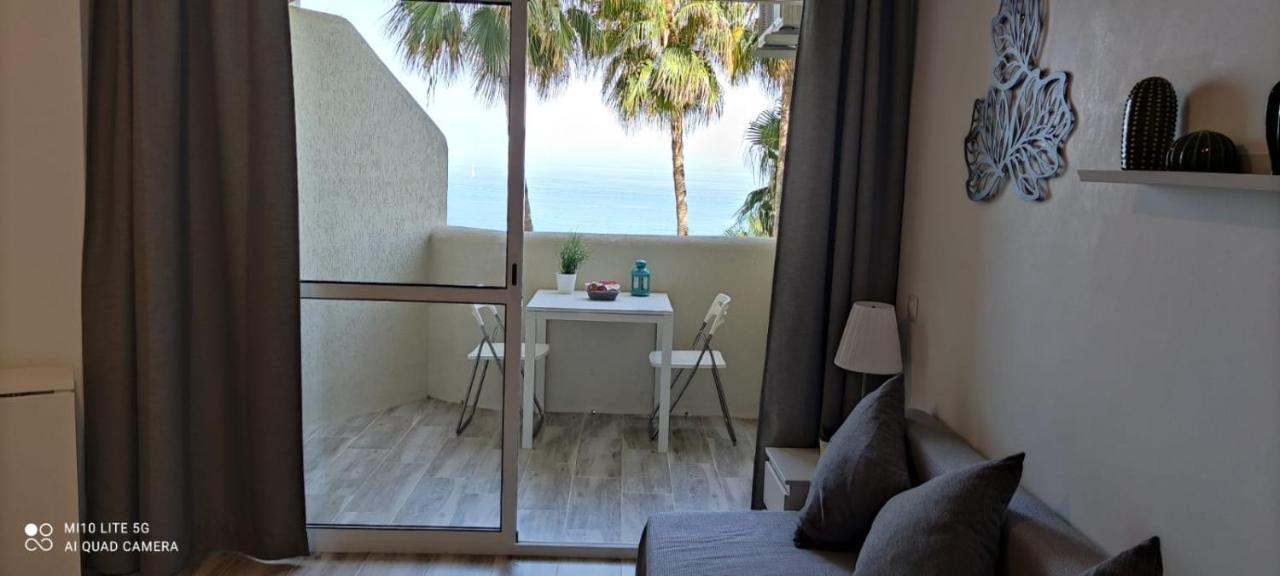Estudio En Benalbeach, Vistas Mar, Primera Linea Playa Benalmadena Bagian luar foto