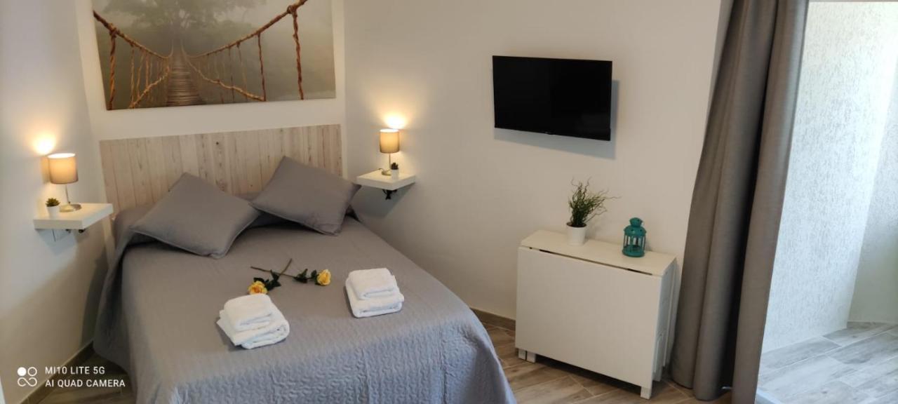 Estudio En Benalbeach, Vistas Mar, Primera Linea Playa Benalmadena Bagian luar foto